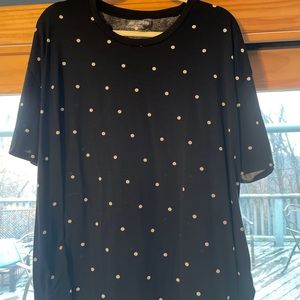 Like New Polka Dot Lularoe Hudson! 🤍